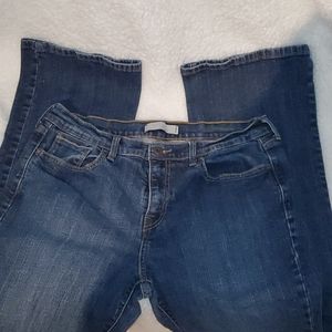 Womans Levi jeans